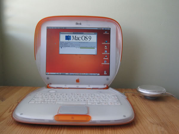 Первый ноутбук Apple